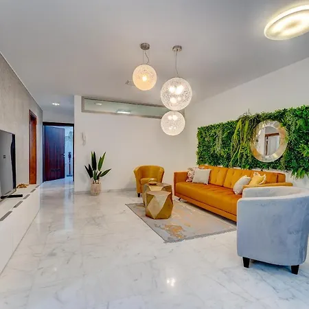 فيلة El Duque Private Lux *